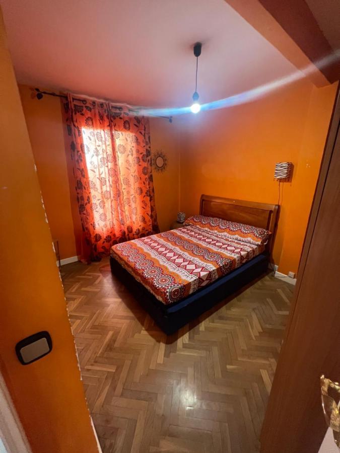 Apartament *