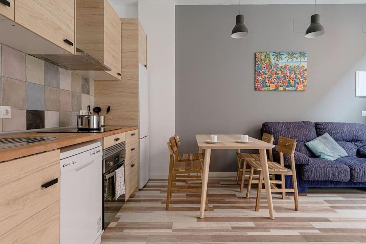 Lovely 2-bed Flat In Tetuan By Sharingco. *