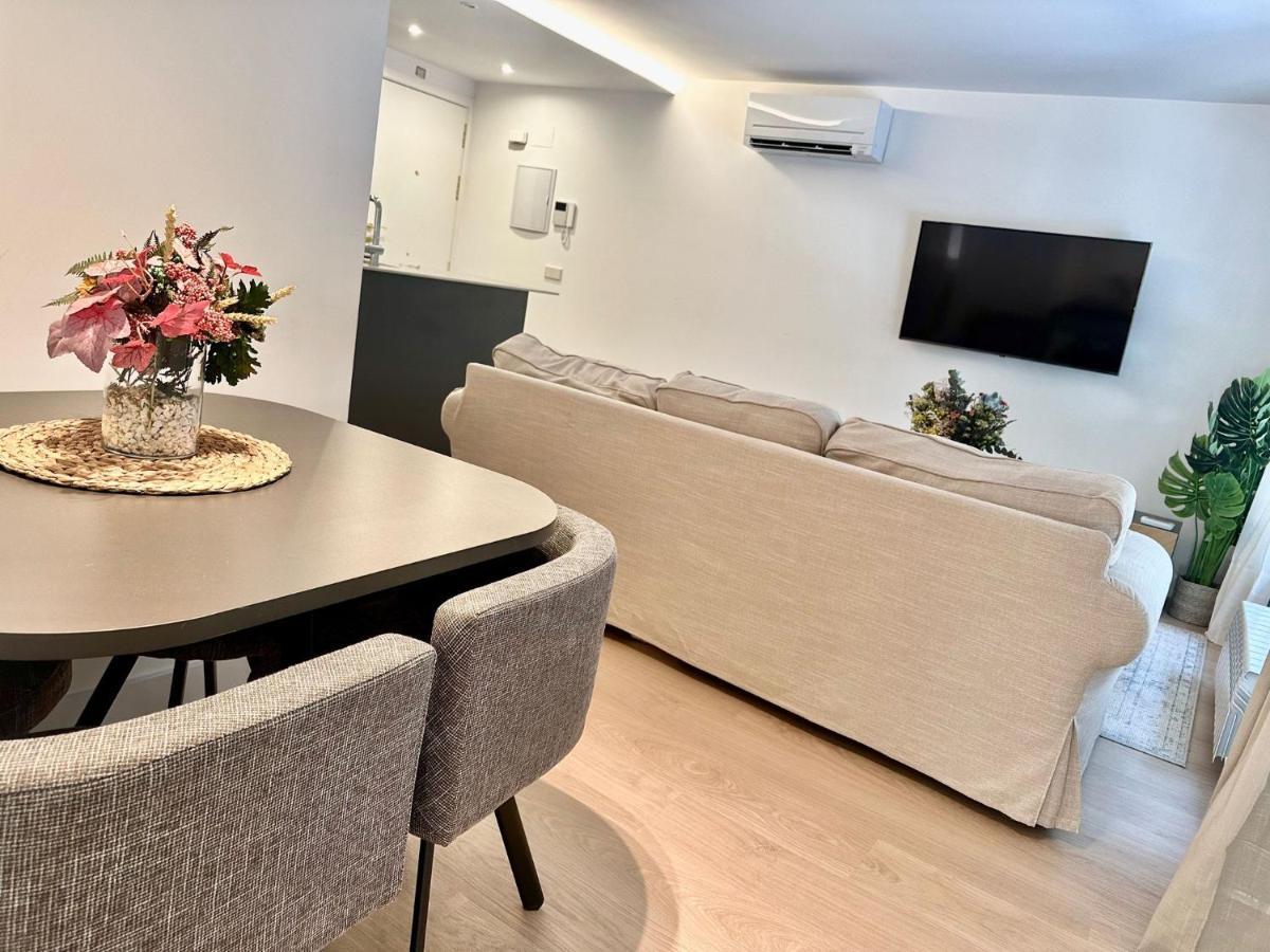 Quarto em Acomodações Particulares Private In A Shared Apartment, Privada En Un Apartamento Compartido En Pacifico,