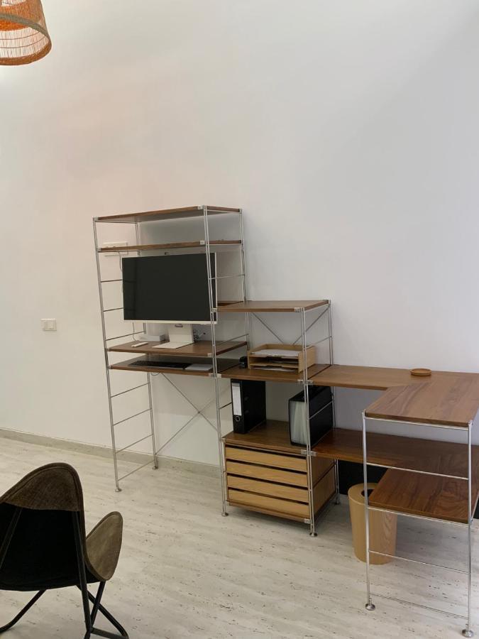 Loft Con 2 Recamaras Y 2 Banos * Madrid