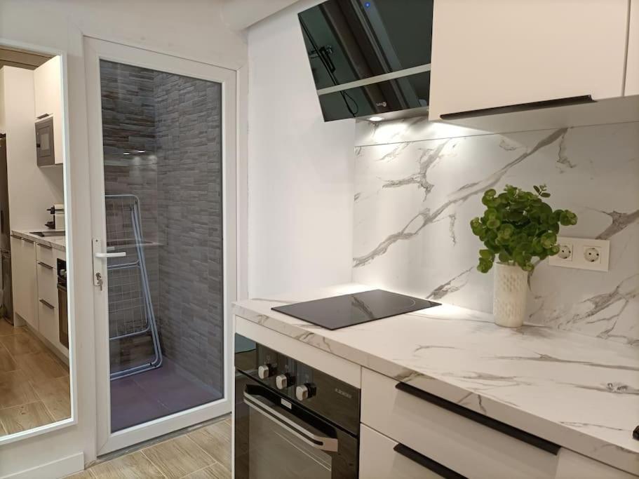 Apartment Nuevo Y En El Centro De Madrid