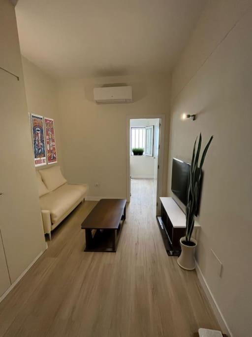 Apartment Cozy Apt 1hab 4pax En La Plaza De Chueca Madrid