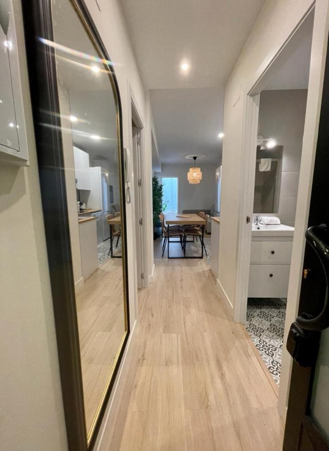 Downtown&new Apt 9pax En La Plaza De Chueca Appartamento *
