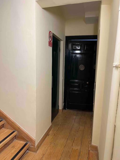 Apartamento A18 Espectacular Piso En El Centro De *