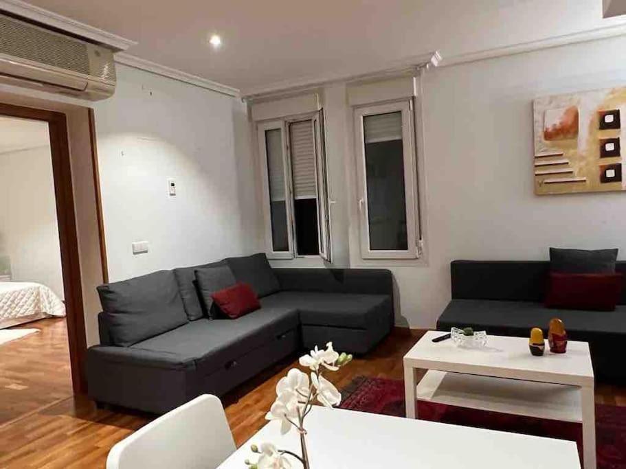 Apartamento A18 Espectacular Piso En El Centro De *