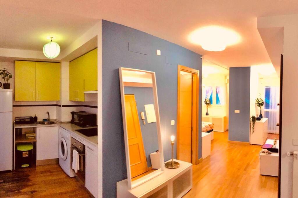Penthouse Independiente A 3 Paradas En Metro De Atocha Apartamento *