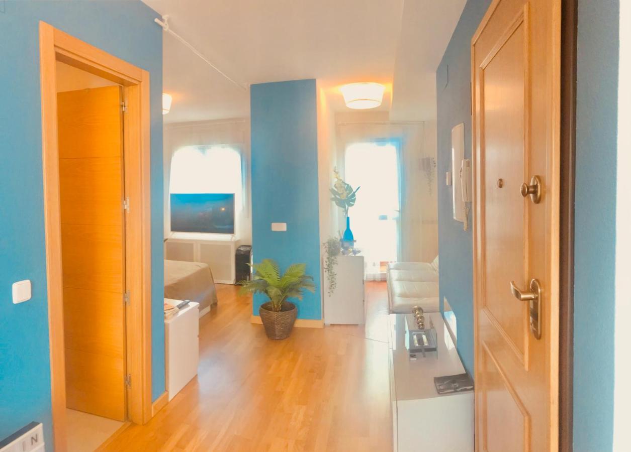Penthouse Independiente A 3 Paradas En Metro De Atocha * Madri