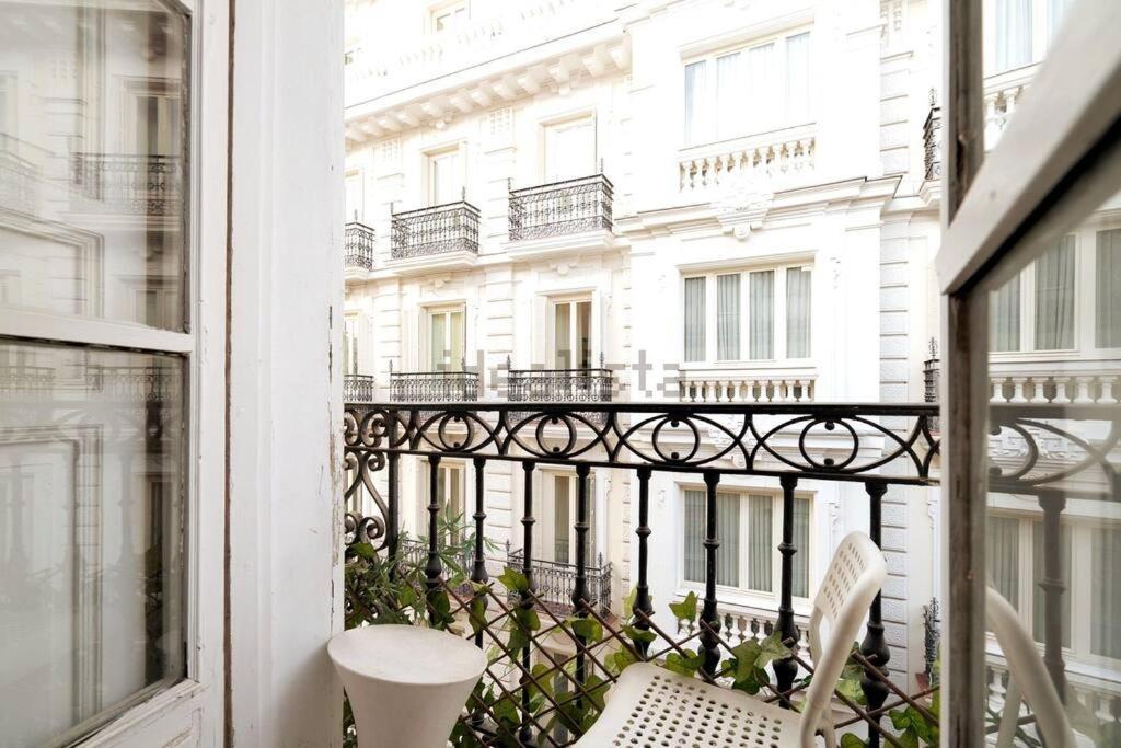 Flat For Groups 8 People In Gran Via-cgrac4 Apartamento Madrid