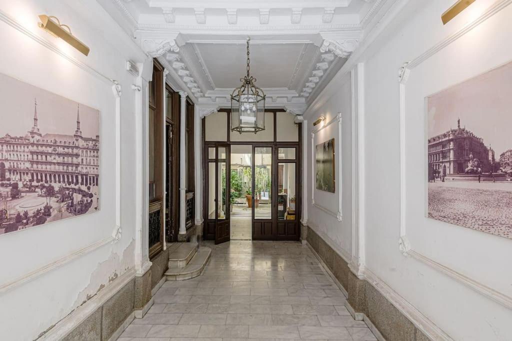Apartment Modern In Chueca Inf3iz4