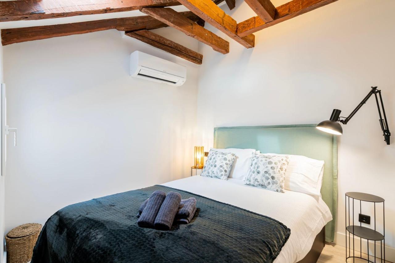 Apartamento For Ap Temporal Rastro Madrid-cascorro Fcg9