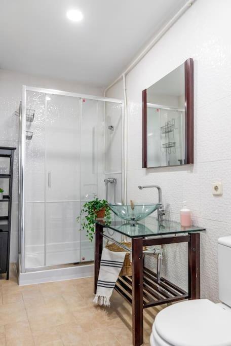 Flat For Groups 8 People In Gran Via-cgrac4 Apartamento Madrid