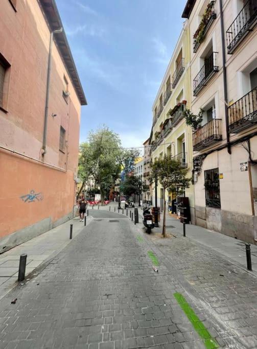 Apartment Amazing&elegant Apt 7pax En C/jesus Y Maria/centro Madrid