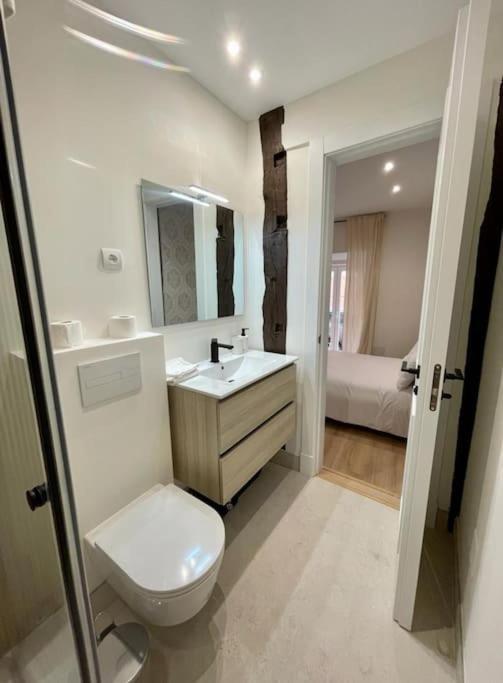 Apartment Amazing&elegant Apt 7pax En C/jesus Y Maria/centro Madrid