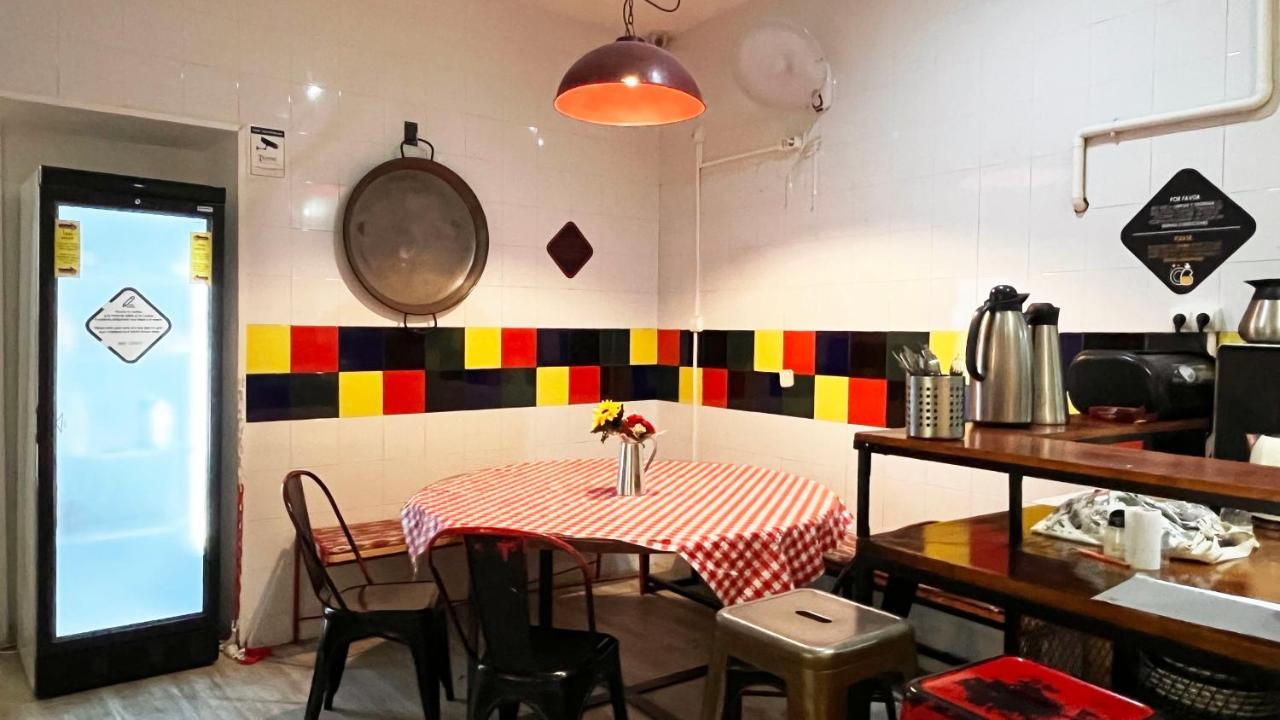 Hostal Way