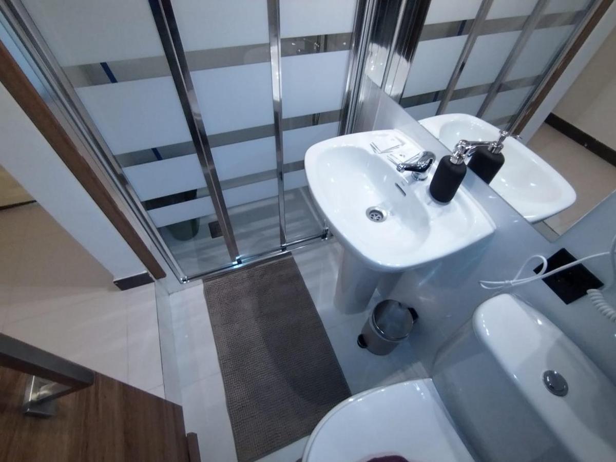 Estudio Centro - Puerta Del Sol Apartment