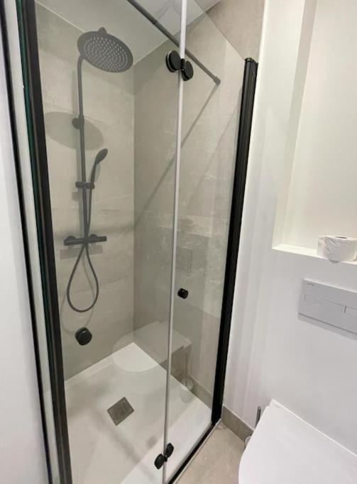 Amazing&elegant Apt 7pax En C/jesus Y Maria/centro Apartamento *