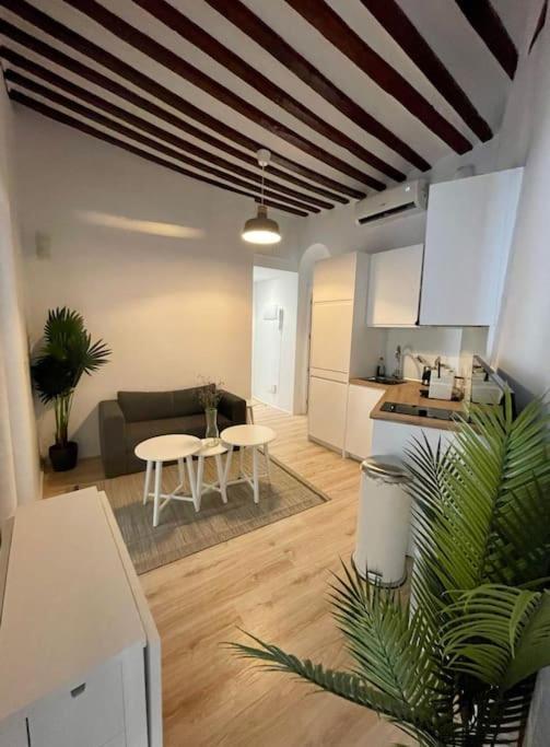 Apartamento Centrico Apt 7pax En Anton Martin/centro De