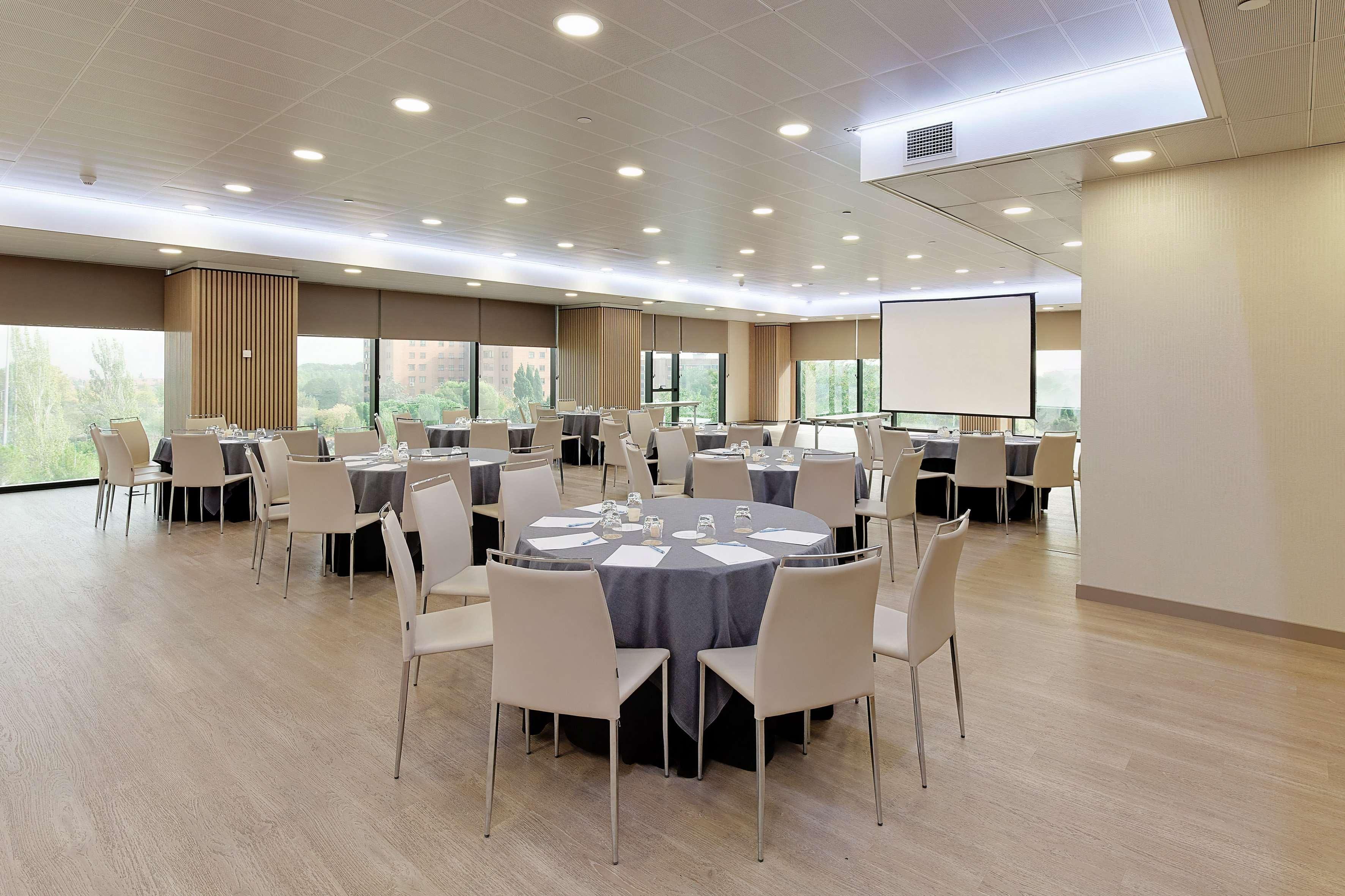 Melia Avenida De America 4* Madri