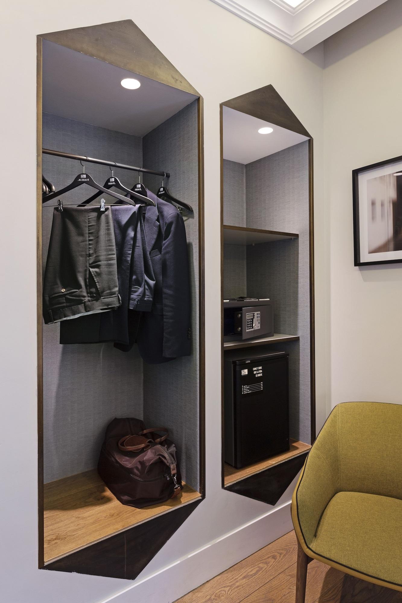 One Shot Recoletos Hotel 4*