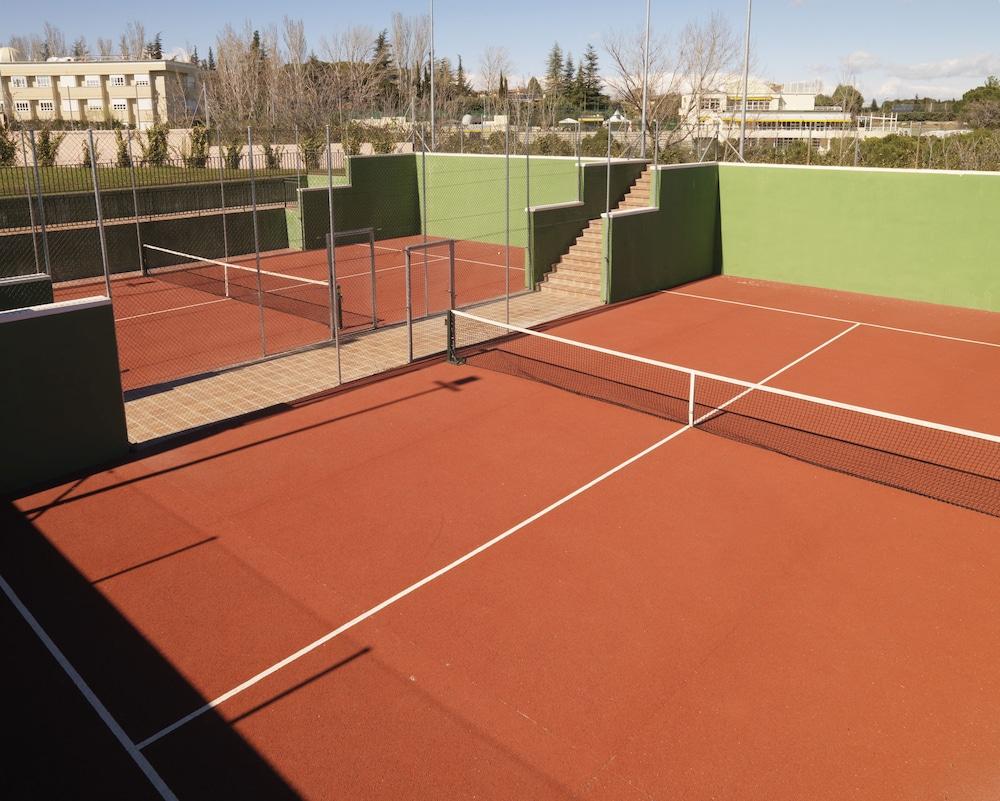 Exe Zarzuela Park Hotel 3*