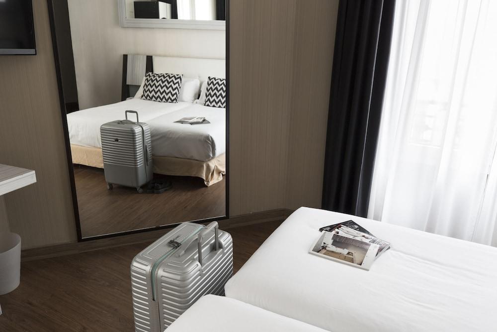 Petit Palace Triball Madrid