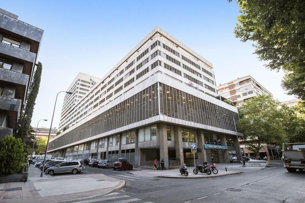 Pierre & Vacances Edificio Eurobuilding 2