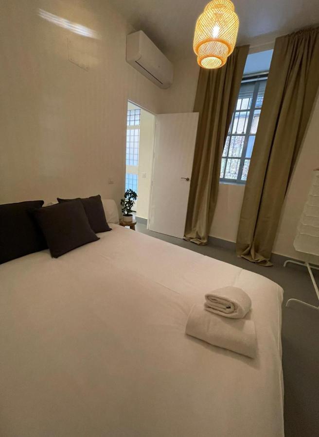Centrico And Cozy Apt 9pax En Calle San Dimas Apartamento