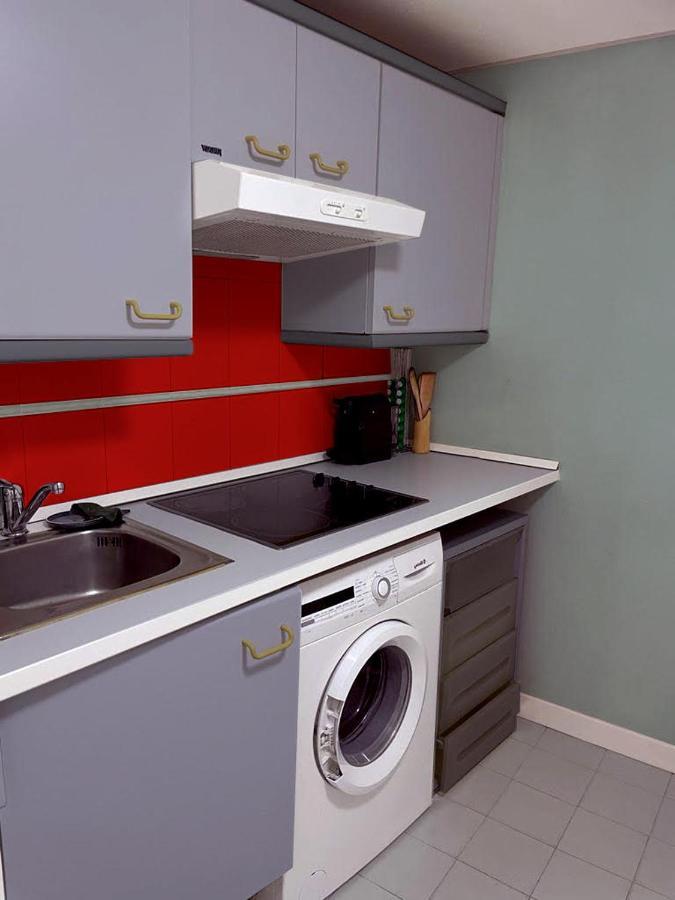 Puerta Del Sol -de La Cruz Isabel I0 & Parking Apartamento