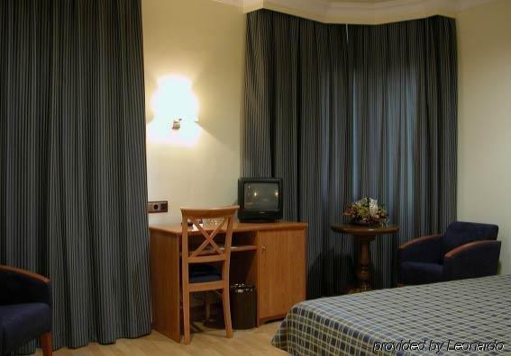 Ii Castillas Hotel Madrid