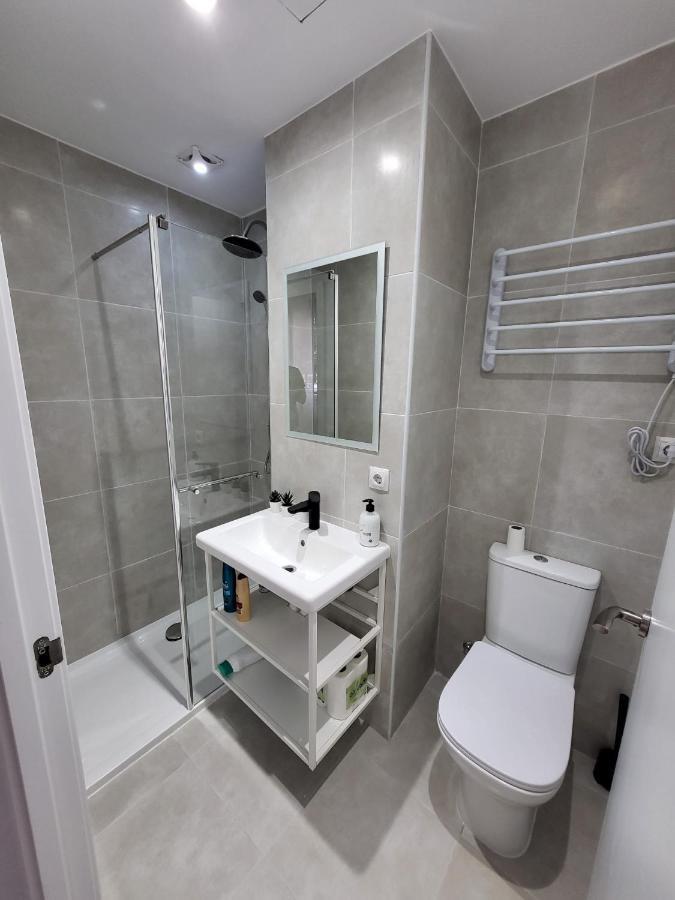 Bonito Piso A 300 M De Metro Garcia Noblejas Apartamento *