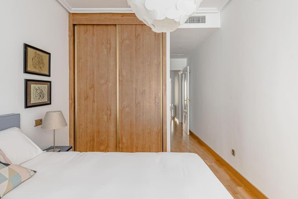 Beautiful Flat With Pool In The Center-s-marc Appartement