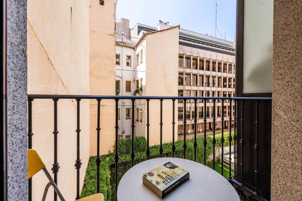 Beautiful Flat With Pool In The Center-s-marc *