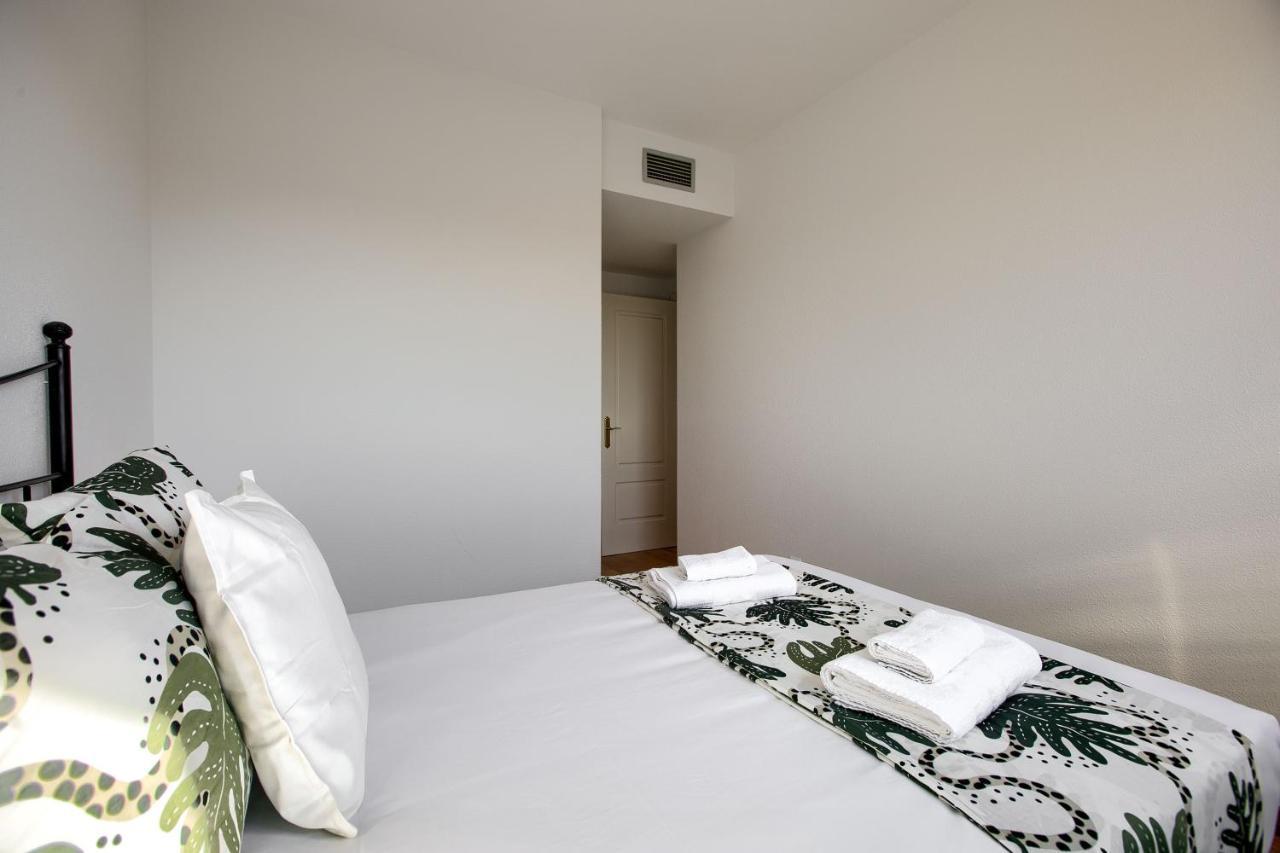 Charming Airport Apartment