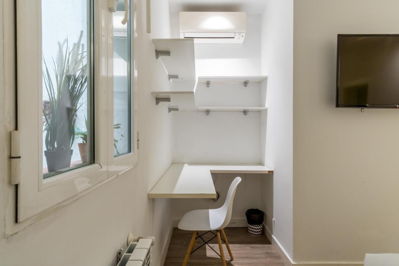 Cozy - 2 Bedrooms- 2 Bathrooms- Colon