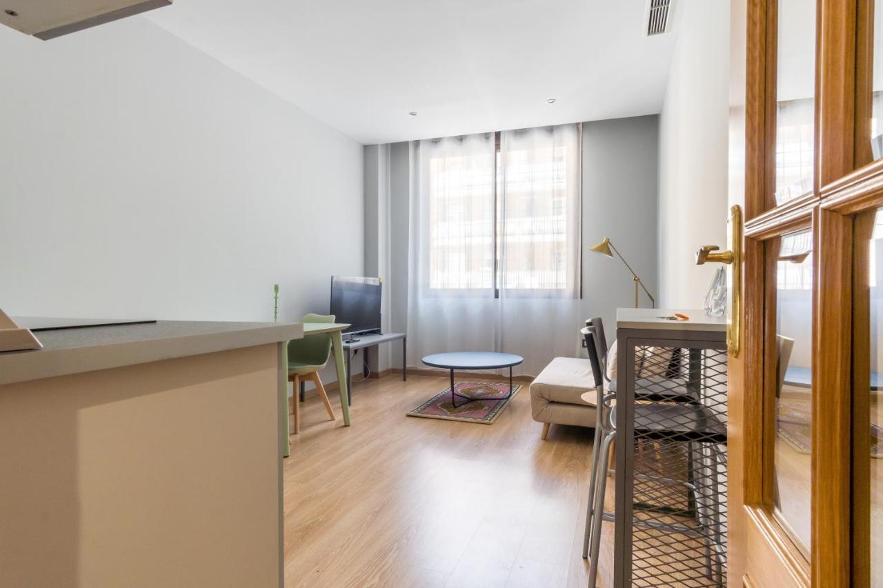 Apartment Modern Bright -1bedroom 1bath -cuatro Caminos Madrid