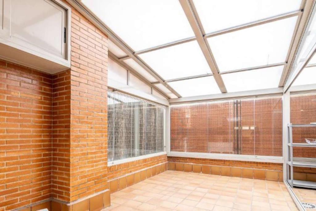 Impresionante De 4 3 Banos Y 2 Plazas De Garaje Apartment *