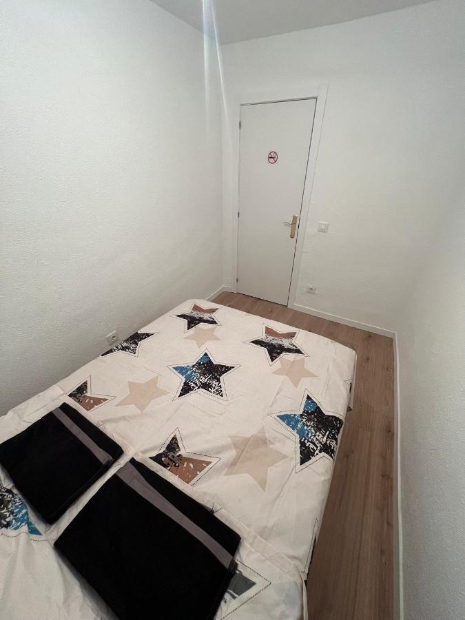 Guest house Basic Madrona Madrid