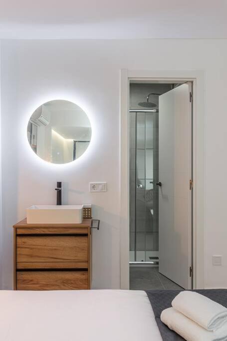 Duplex In B. Salamaca - Wizink Center 6 Pax H126 Madrid