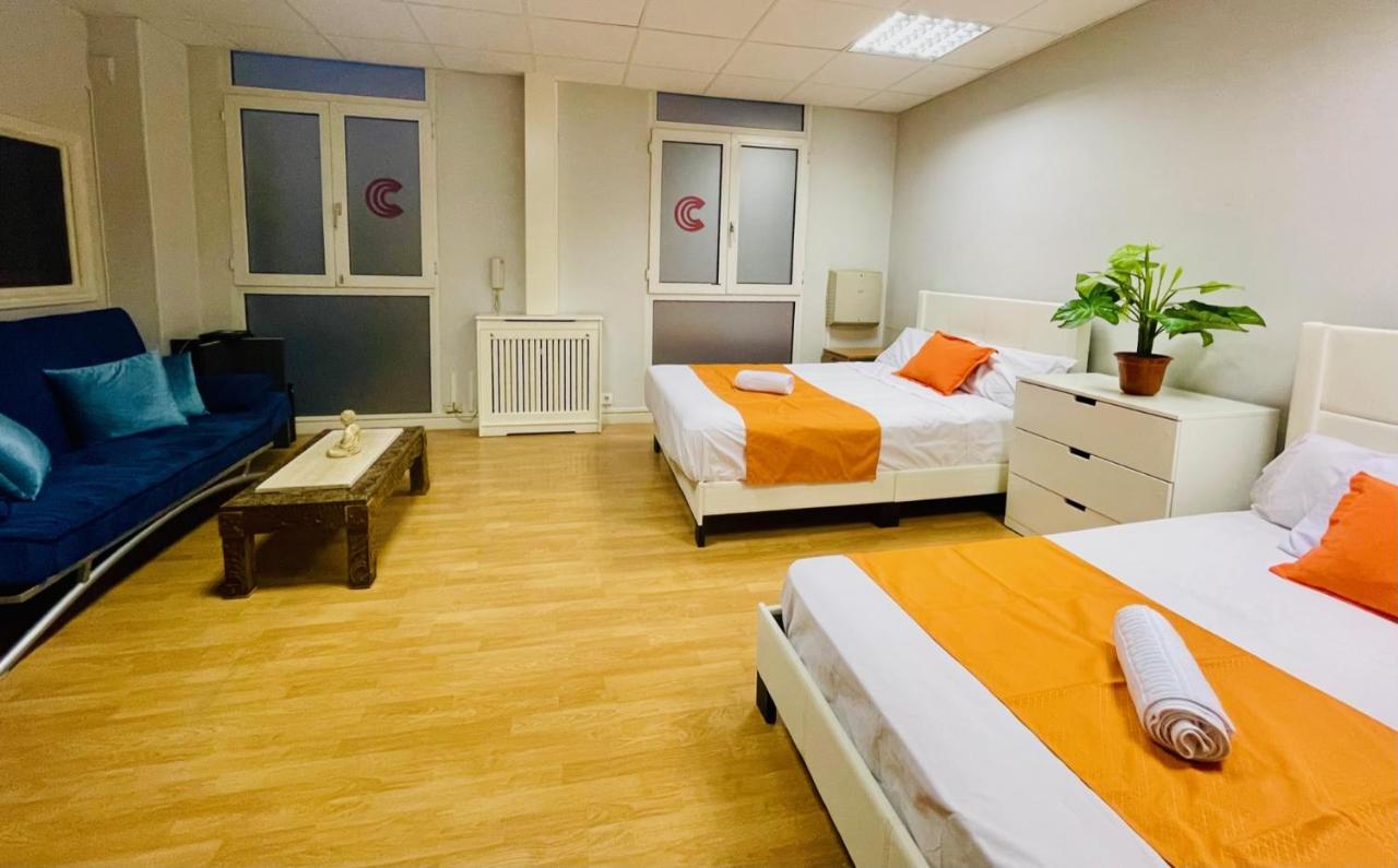 Punta Me Beautiful In Downtown Apartment Madrid