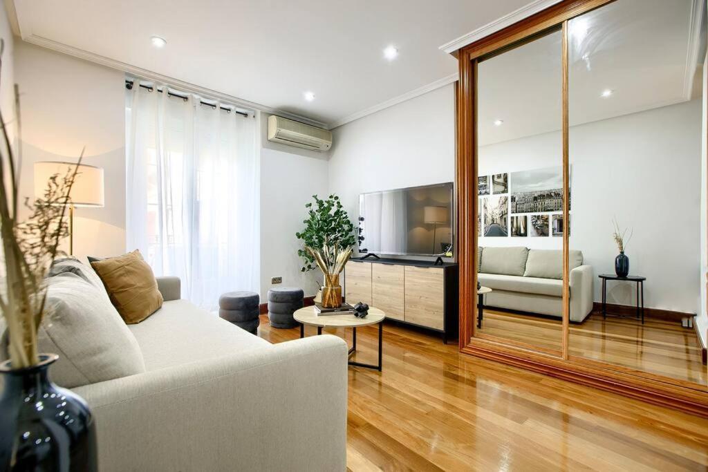 Cozy Flat In The Center Of Madrid-comend-3-de *