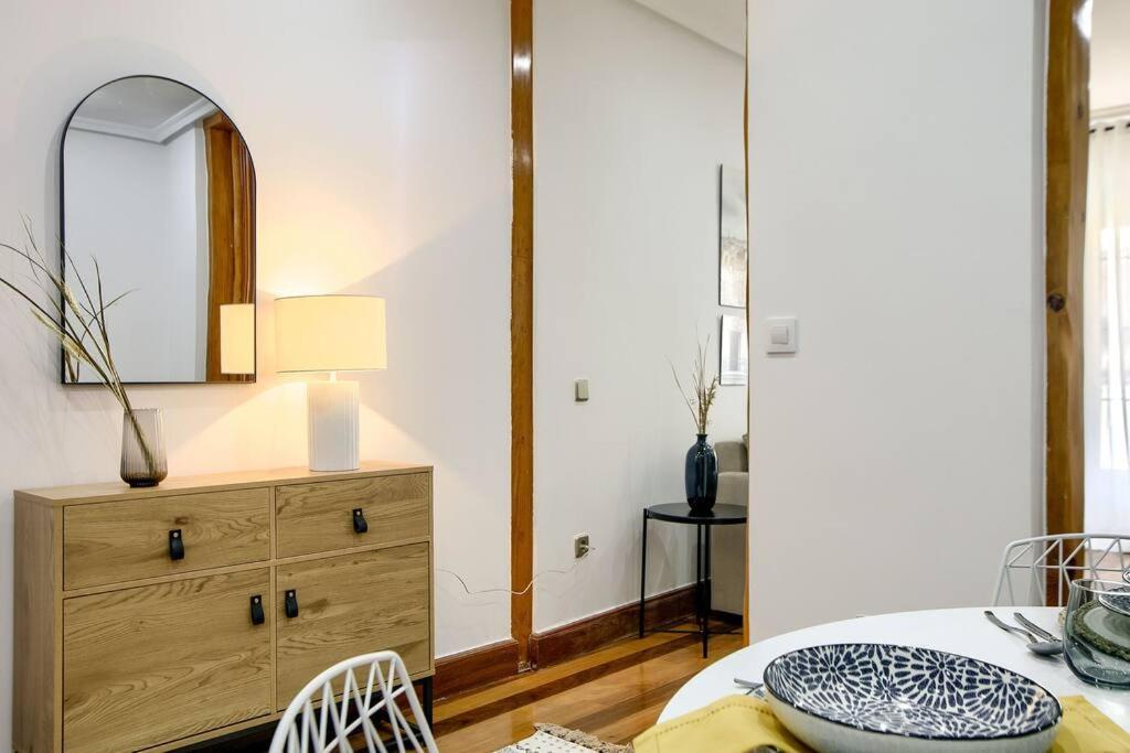 Cozy Flat In The Center Of Madrid-comend-3-de * Madri