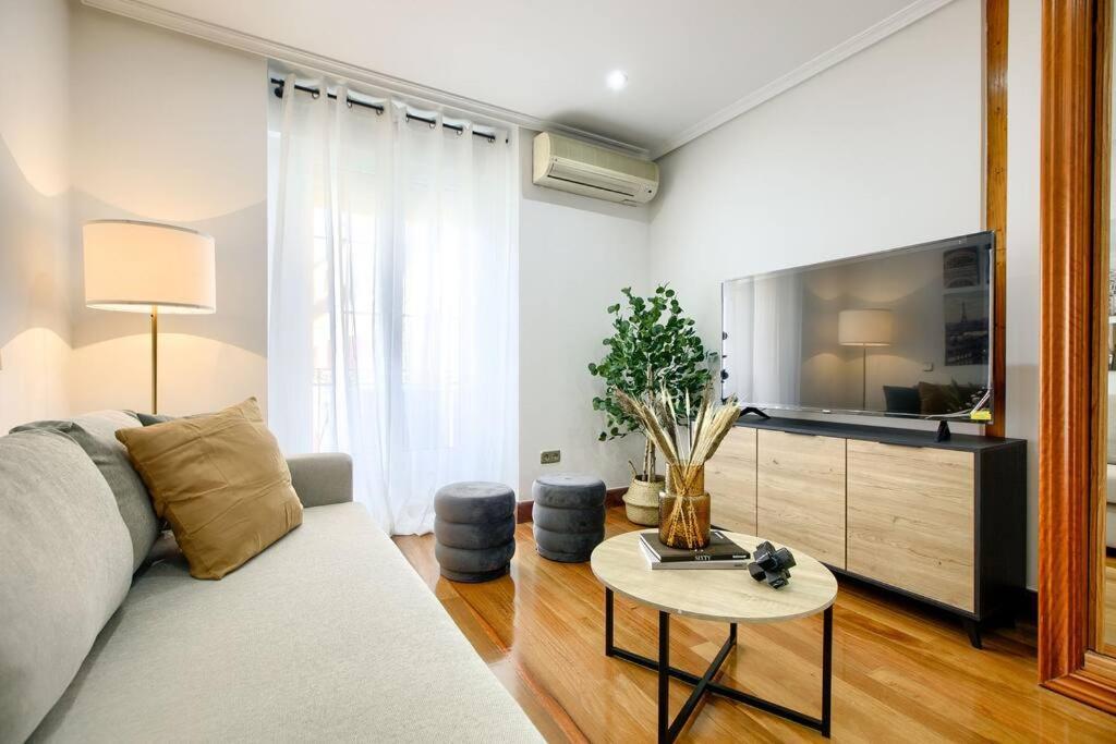 Cozy Flat In The Center Of Madrid-comend-3-de * Madri