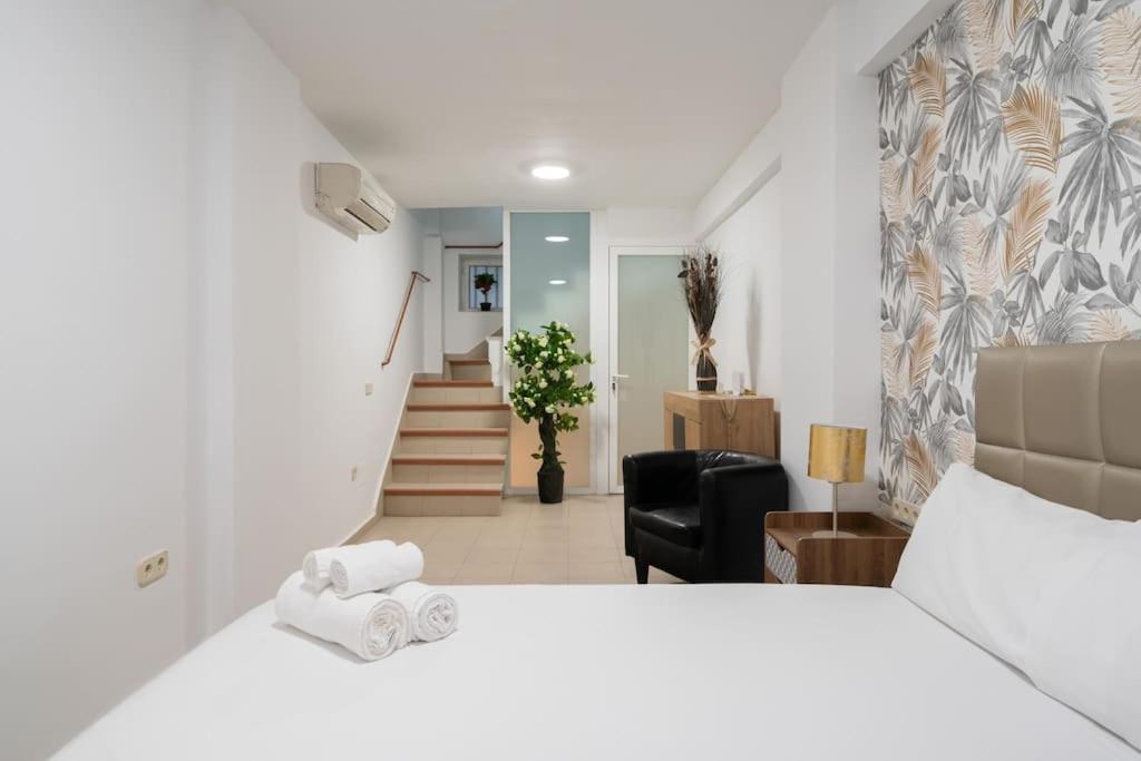 Apartamento Triplex At Street Level P De Toros Ventas-v-coro *