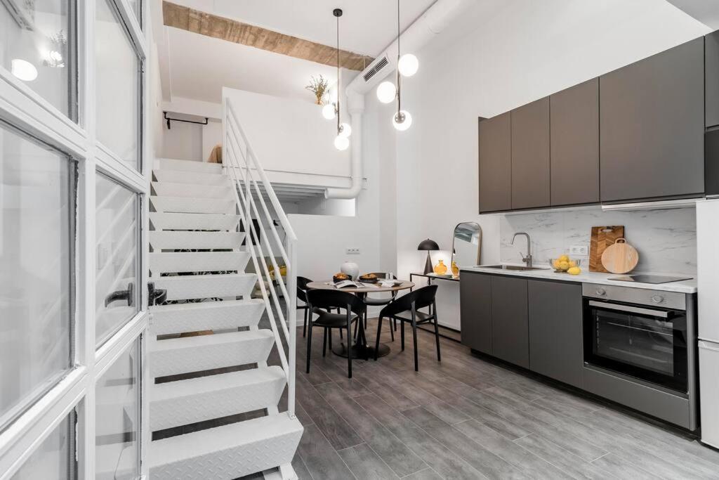 Beautiful And Cosy Flat La Latina-rastro-der Madrid