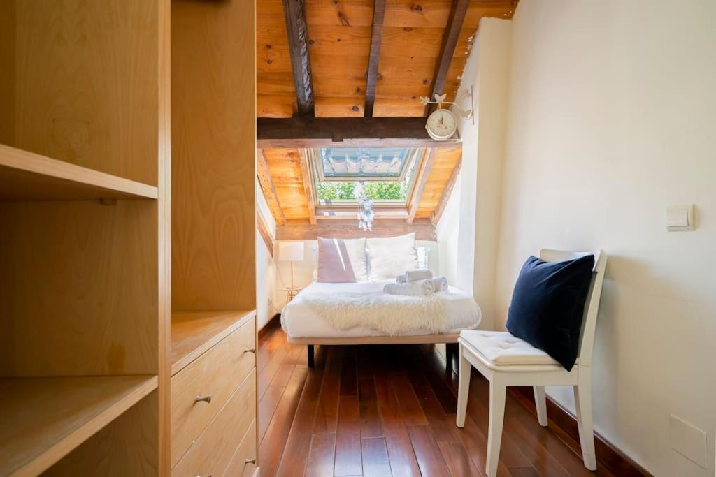 Calm And Bright Apartment, Center La Latina D.alb *