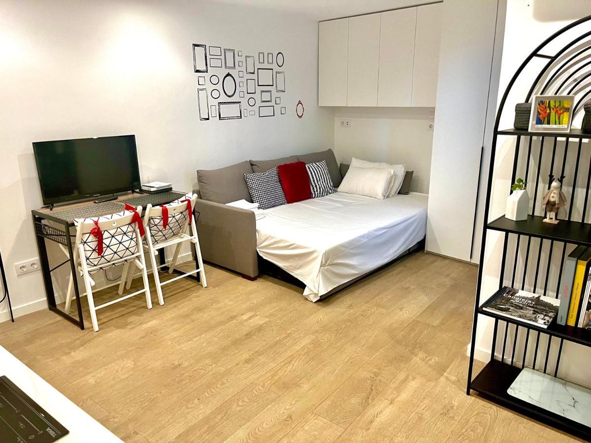 Apartment Tesoro Calle, Precioso Estudio Super Equipado Dos En Malasana Madrid