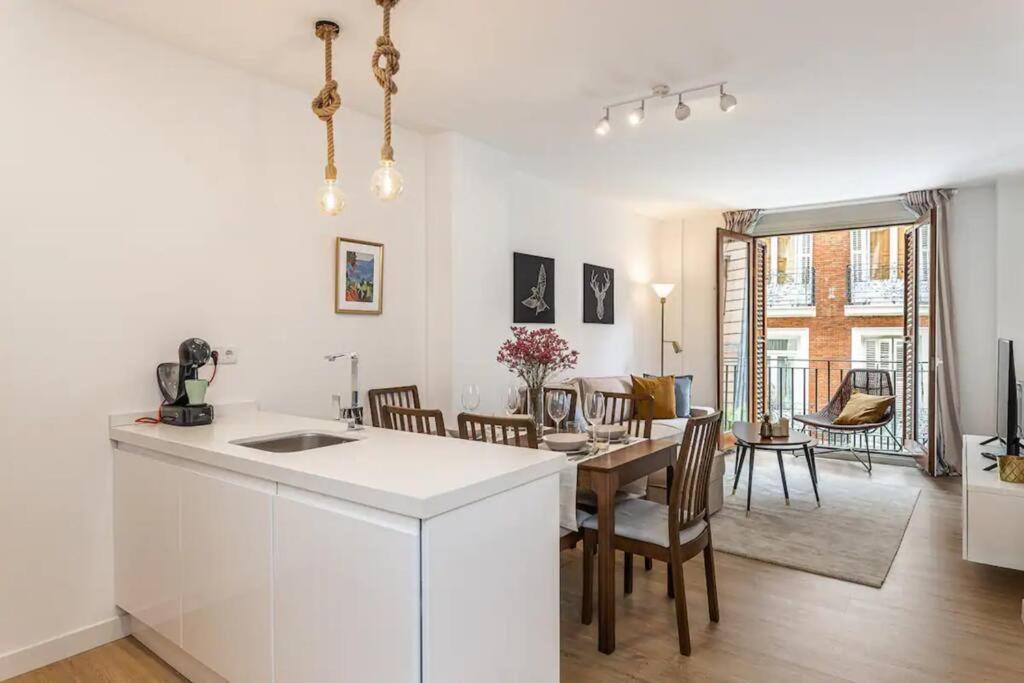 Apartment Near Gran Via Val27