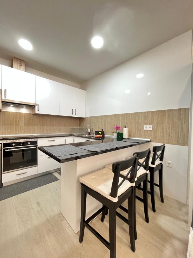 Acogedor Infanta Mercedes Apartment Madrid