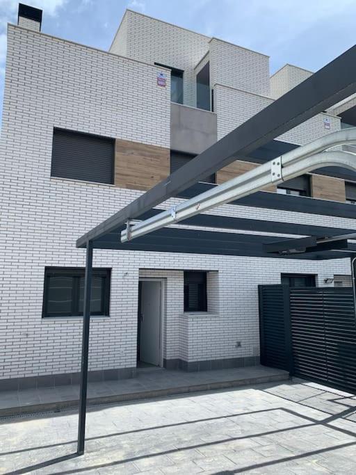 Pousada Acogedora Casa En Con Piscina Privada, Jacuzzy Y Garaje *