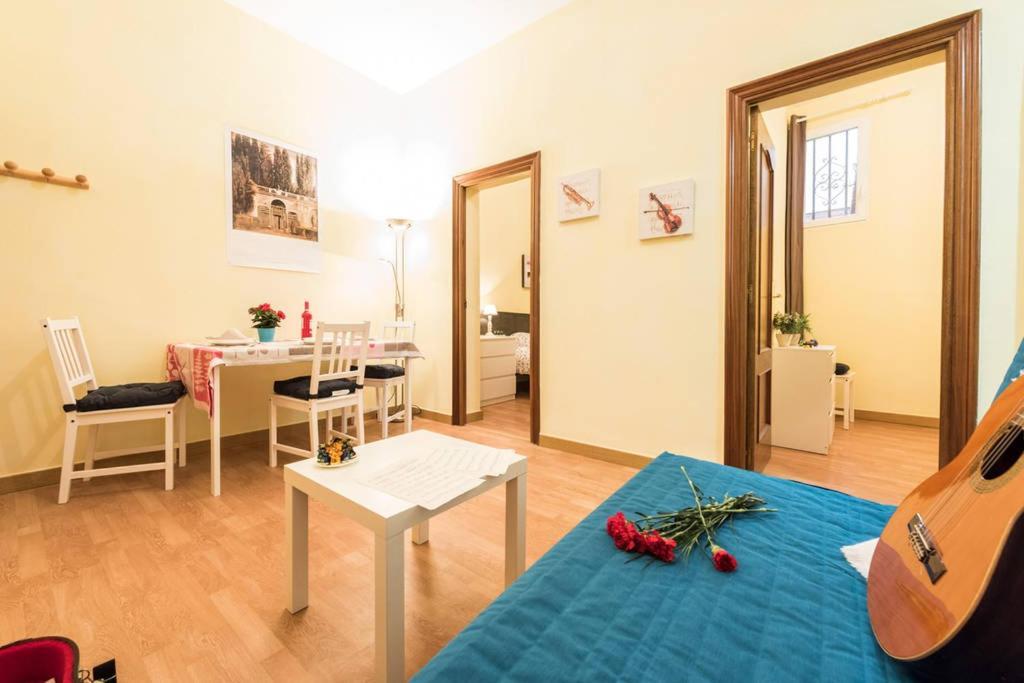 Your Close To Prado Museum